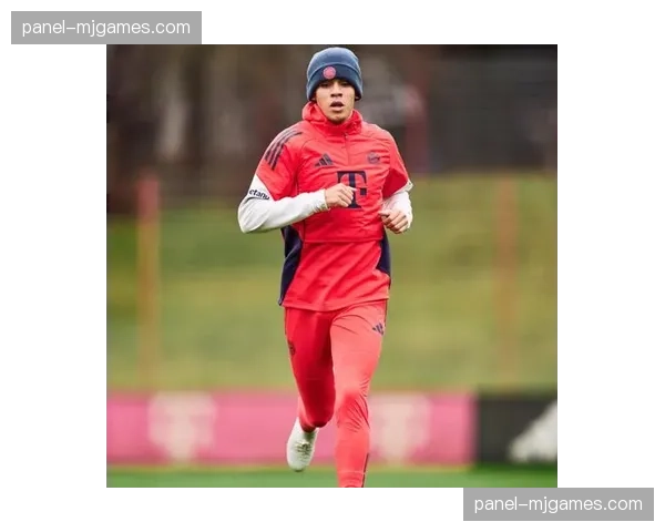 穆西亚拉专访：谈在拜仁的成长、欧冠目标与德国队欧洲杯前景